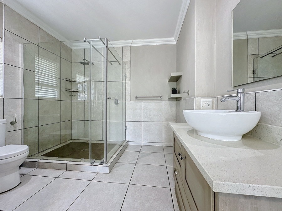 3 Bedroom Property for Sale in Lombardy Estate Gauteng