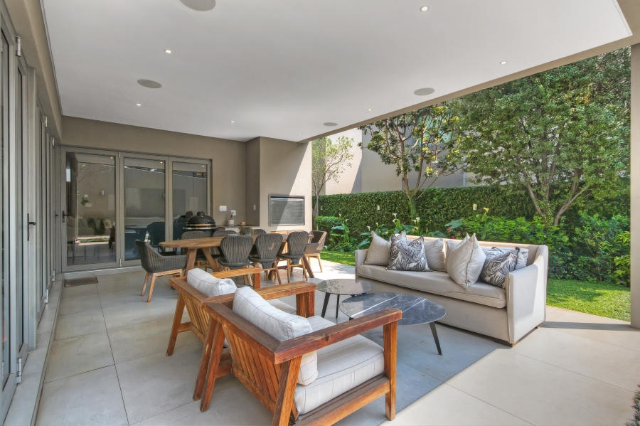 5 Bedroom Property for Sale in Morningside Gauteng