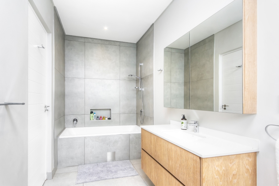 5 Bedroom Property for Sale in Morningside Gauteng