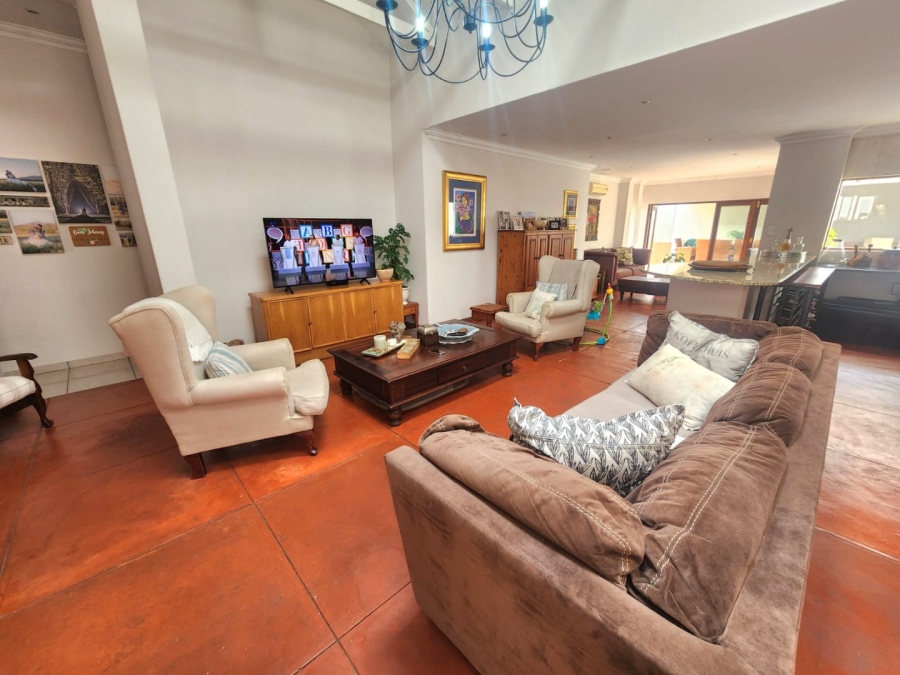 4 Bedroom Property for Sale in Zambezi Country Estate Gauteng