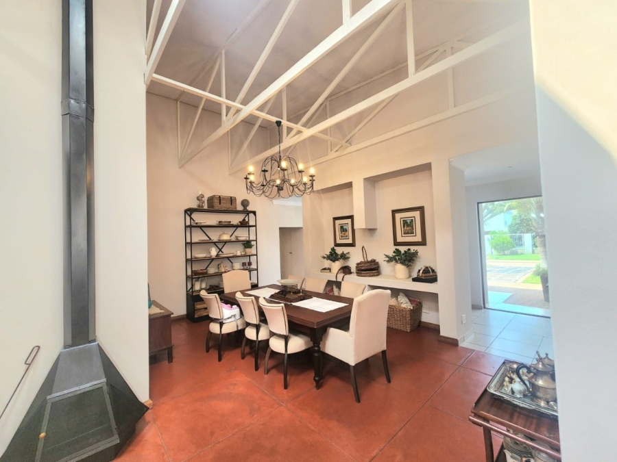 4 Bedroom Property for Sale in Zambezi Country Estate Gauteng