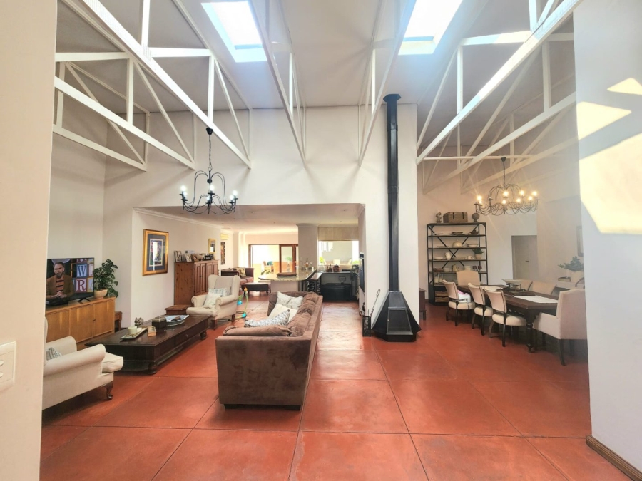 4 Bedroom Property for Sale in Zambezi Country Estate Gauteng