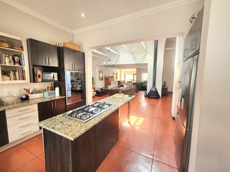4 Bedroom Property for Sale in Zambezi Country Estate Gauteng