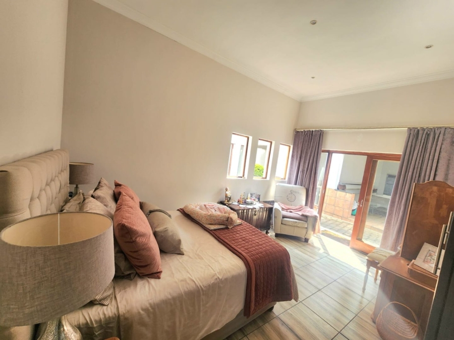 4 Bedroom Property for Sale in Zambezi Country Estate Gauteng