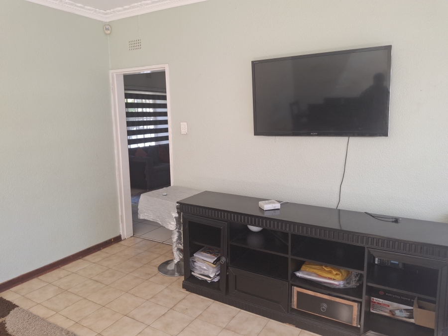 3 Bedroom Property for Sale in Birchleigh North Gauteng