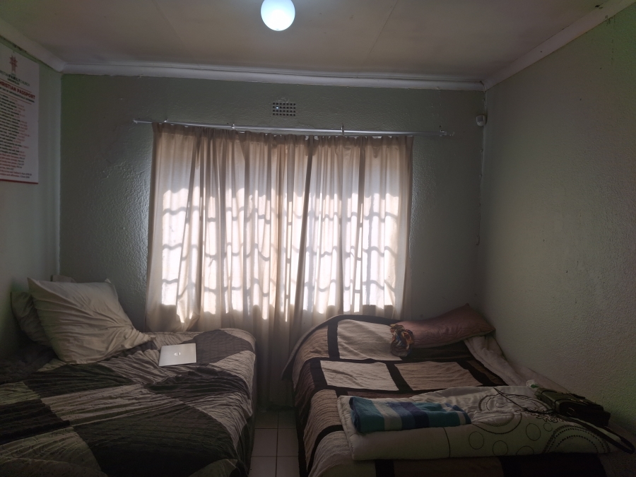 3 Bedroom Property for Sale in Birchleigh North Gauteng