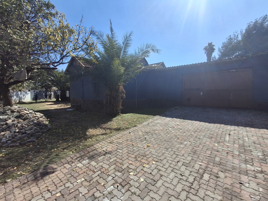 3 Bedroom Property for Sale in Birchleigh North Gauteng
