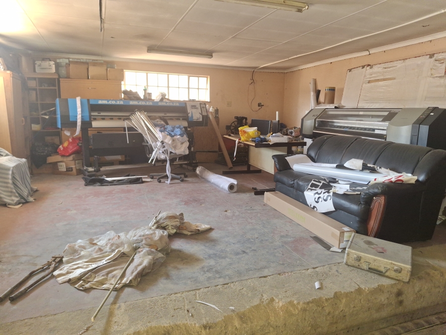 3 Bedroom Property for Sale in Birchleigh North Gauteng