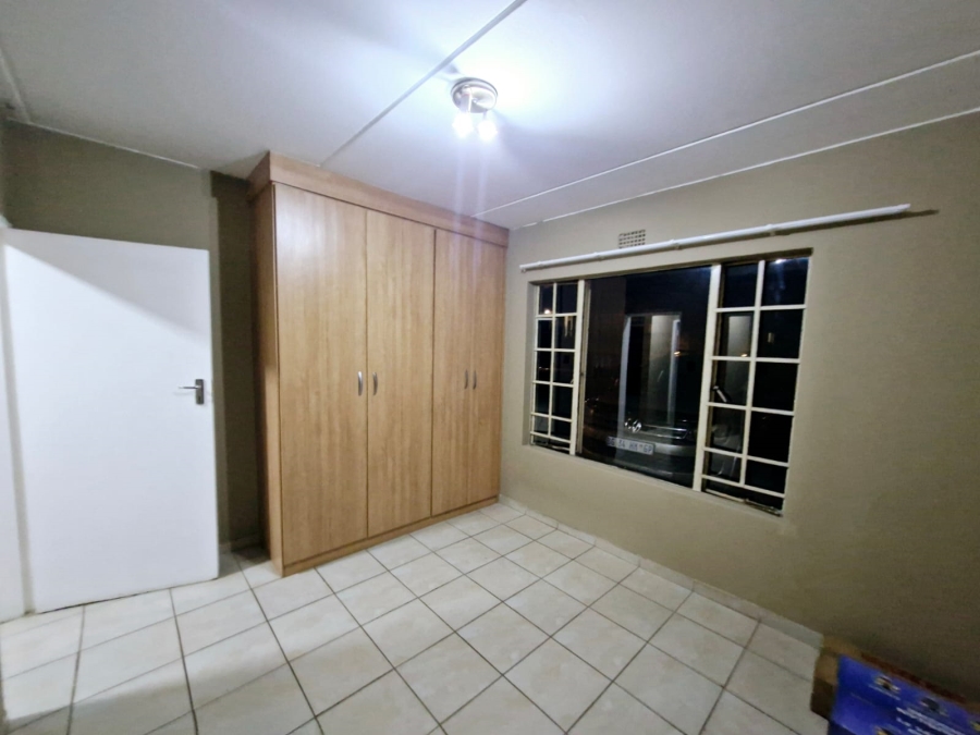 2 Bedroom Property for Sale in Minnebron Gauteng