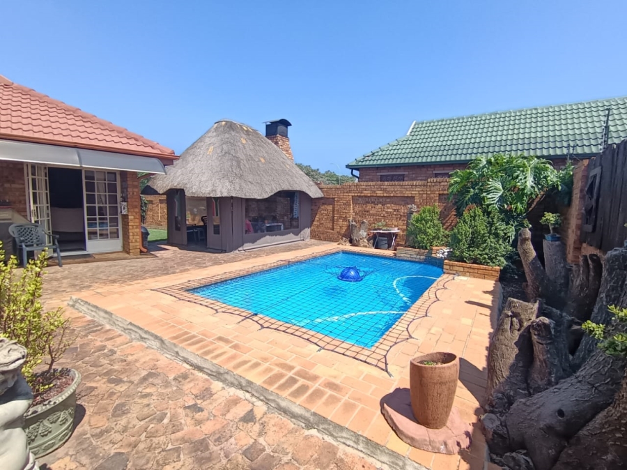 3 Bedroom Property for Sale in Sunair Park Gauteng