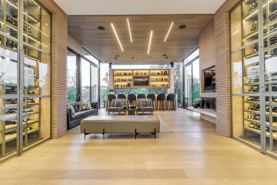 5 Bedroom Property for Sale in Helderfontein Estate Gauteng