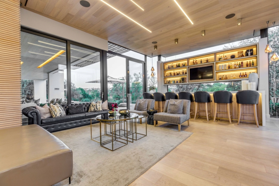 5 Bedroom Property for Sale in Helderfontein Estate Gauteng