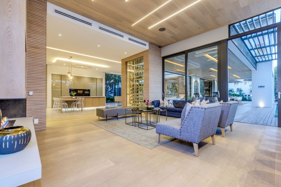 5 Bedroom Property for Sale in Helderfontein Estate Gauteng