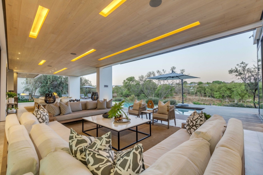 5 Bedroom Property for Sale in Helderfontein Estate Gauteng