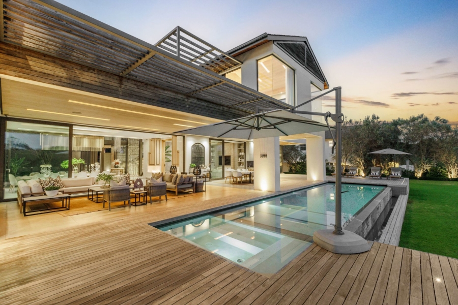 5 Bedroom Property for Sale in Helderfontein Estate Gauteng