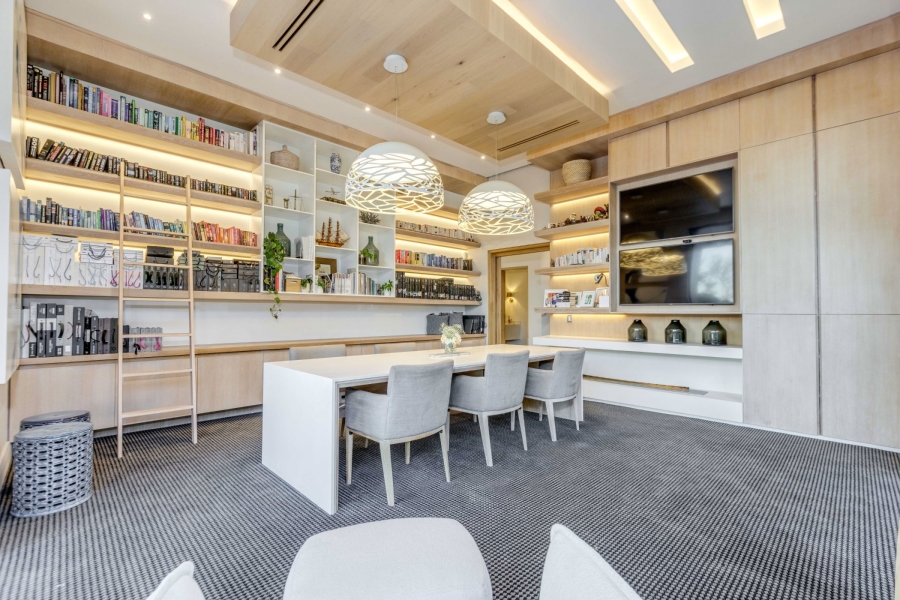 5 Bedroom Property for Sale in Helderfontein Estate Gauteng