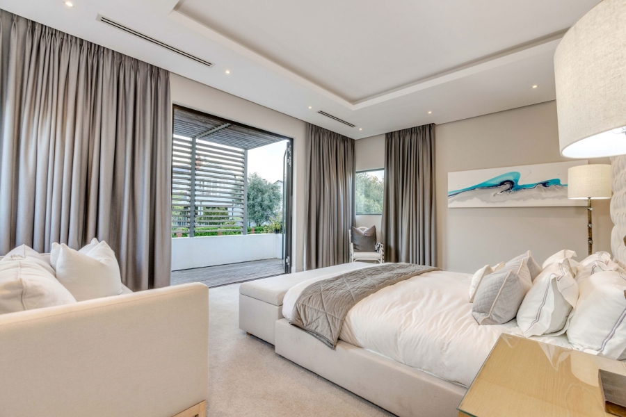 5 Bedroom Property for Sale in Helderfontein Estate Gauteng