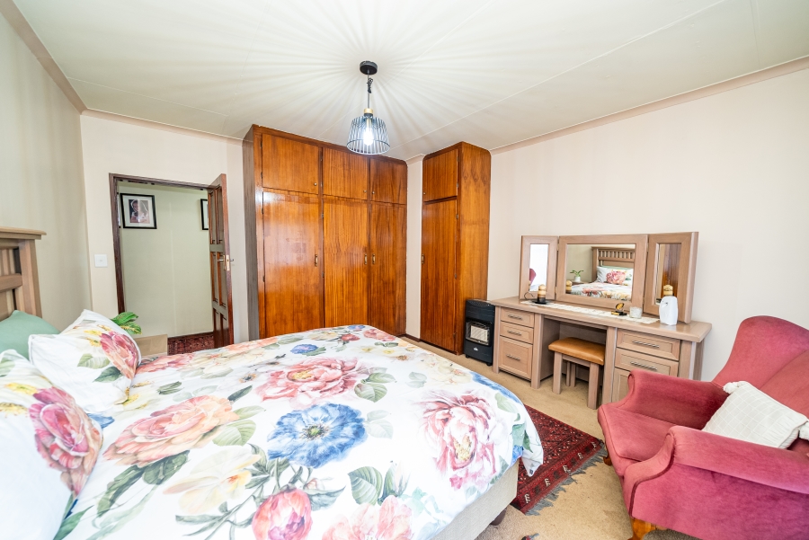 3 Bedroom Property for Sale in Sonneveld Gauteng