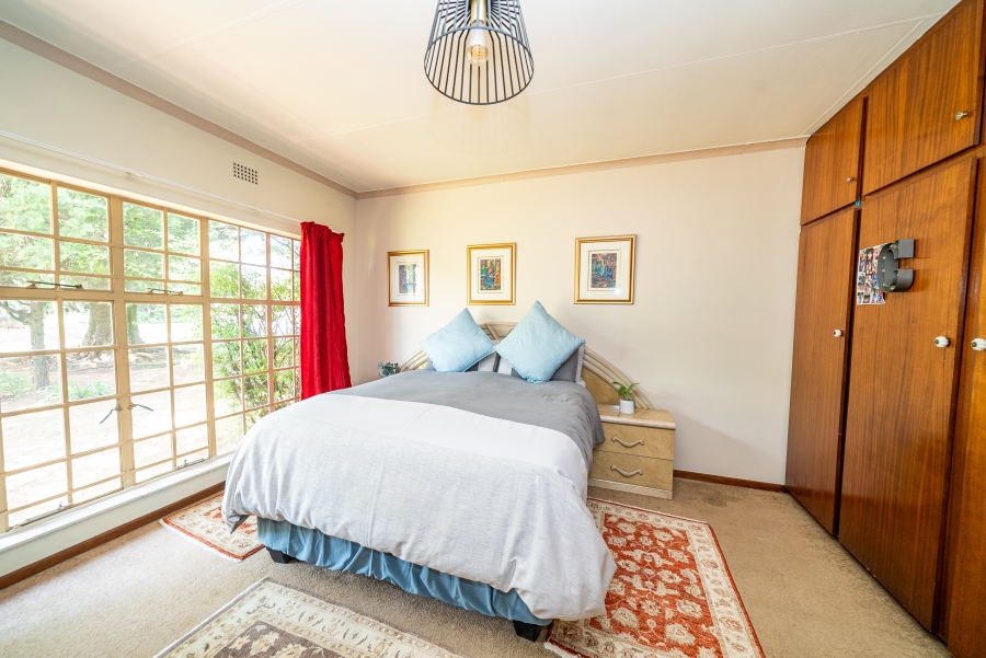 3 Bedroom Property for Sale in Sonneveld Gauteng