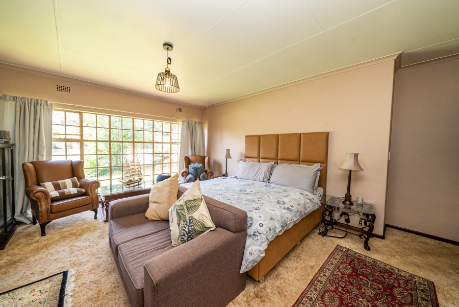 3 Bedroom Property for Sale in Sonneveld Gauteng