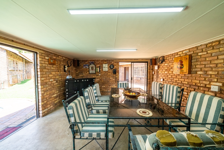 3 Bedroom Property for Sale in Sonneveld Gauteng