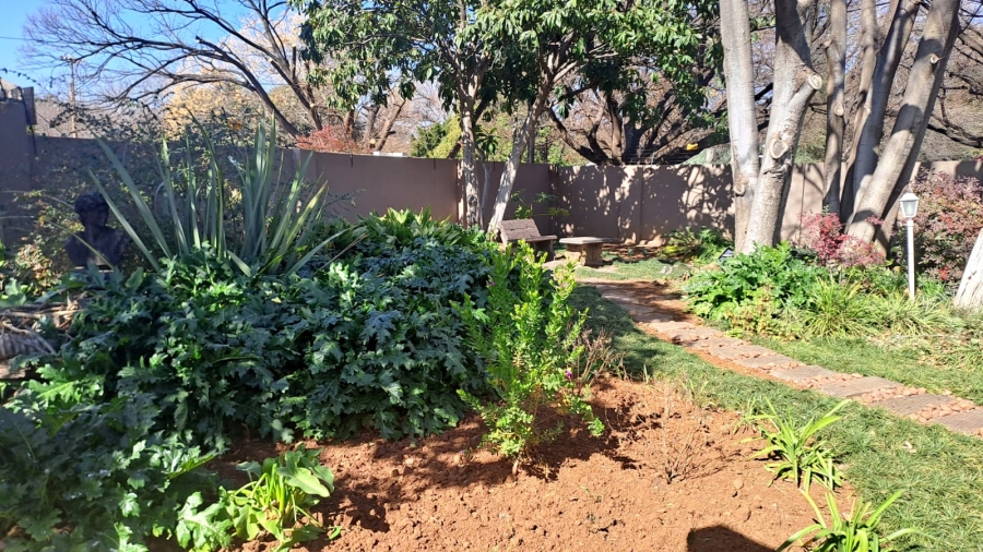 5 Bedroom Property for Sale in Three Rivers Gauteng