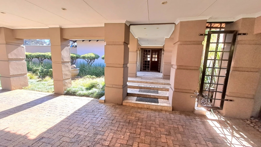 5 Bedroom Property for Sale in Three Rivers Gauteng