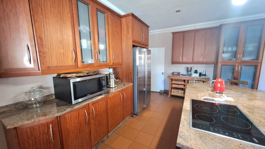 5 Bedroom Property for Sale in Three Rivers Gauteng