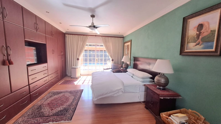 5 Bedroom Property for Sale in Three Rivers Gauteng