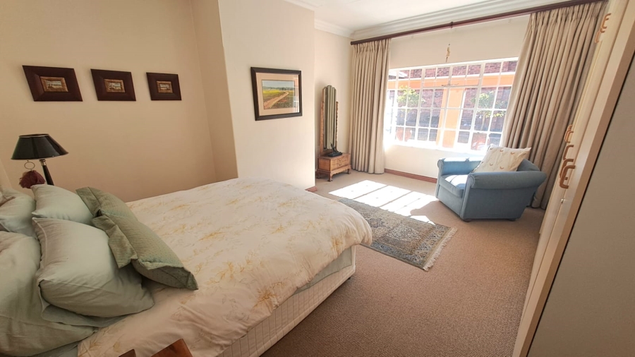 5 Bedroom Property for Sale in Three Rivers Gauteng