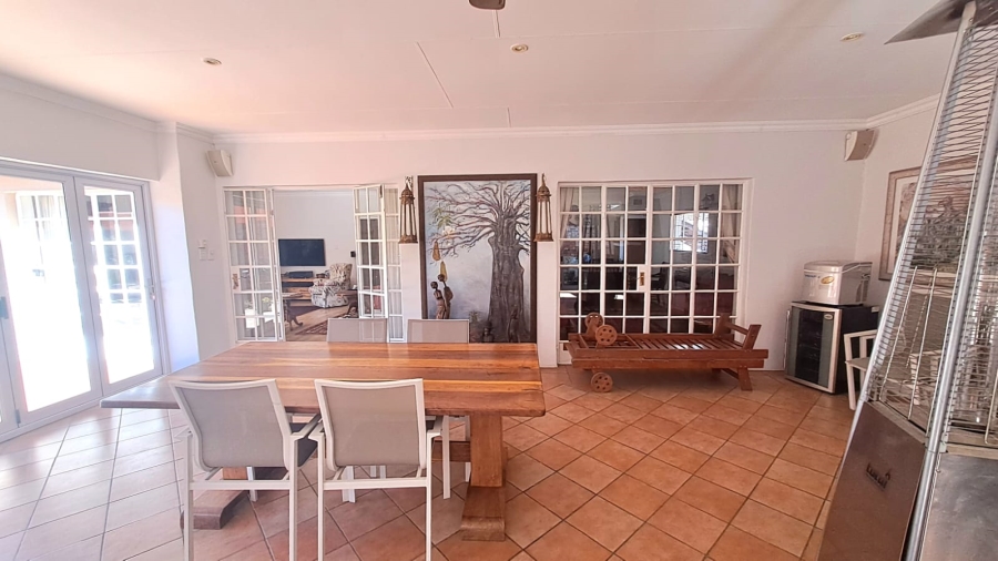 5 Bedroom Property for Sale in Three Rivers Gauteng