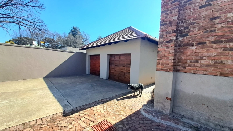5 Bedroom Property for Sale in Three Rivers Gauteng