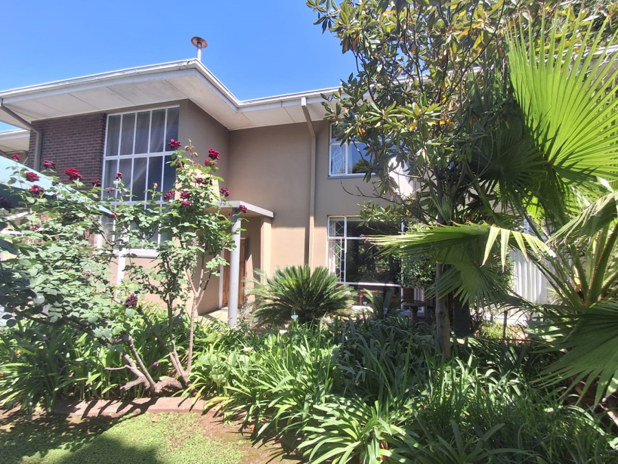 3 Bedroom Property for Sale in Three Rivers Proper Gauteng