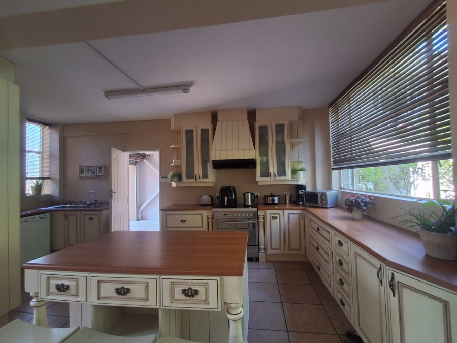 3 Bedroom Property for Sale in Three Rivers Proper Gauteng