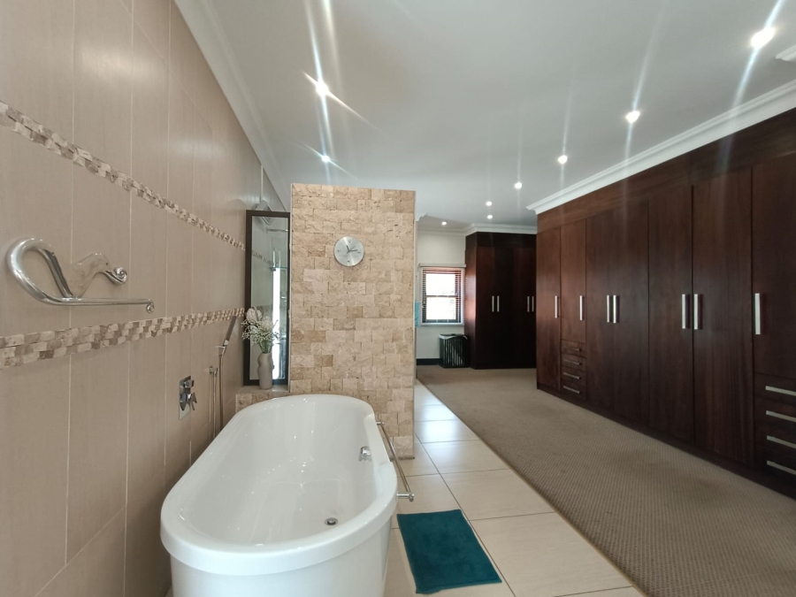 4 Bedroom Property for Sale in Emfuleni Golf Estate Gauteng