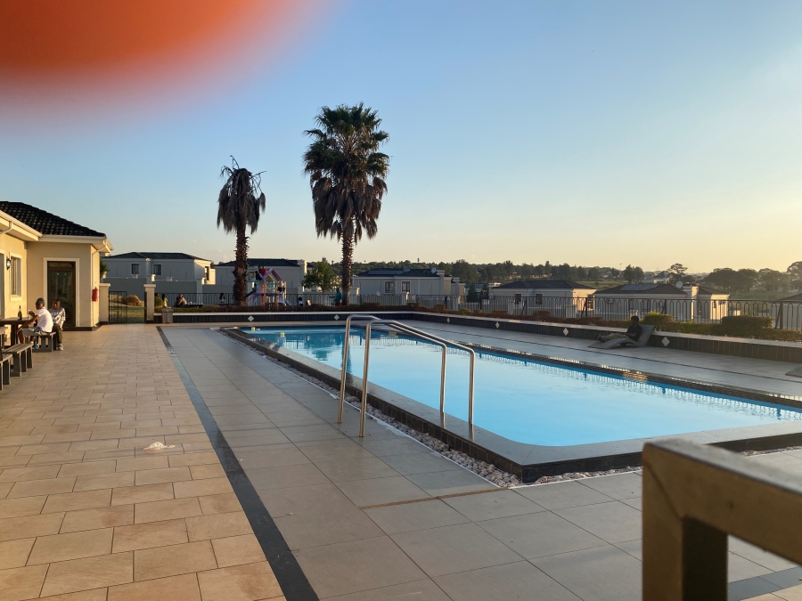 2 Bedroom Property for Sale in Maroeladal Gauteng