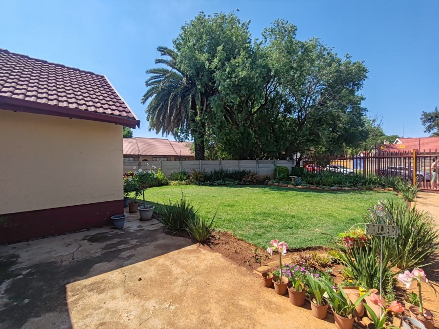 3 Bedroom Property for Sale in Krugersrus Gauteng