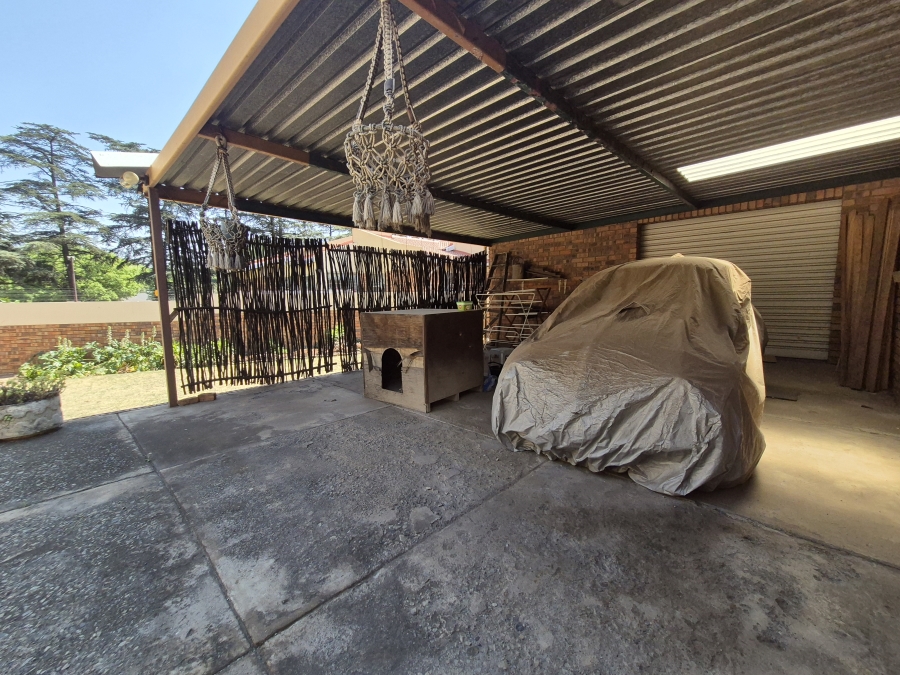 2 Bedroom Property for Sale in Sonneveld Gauteng