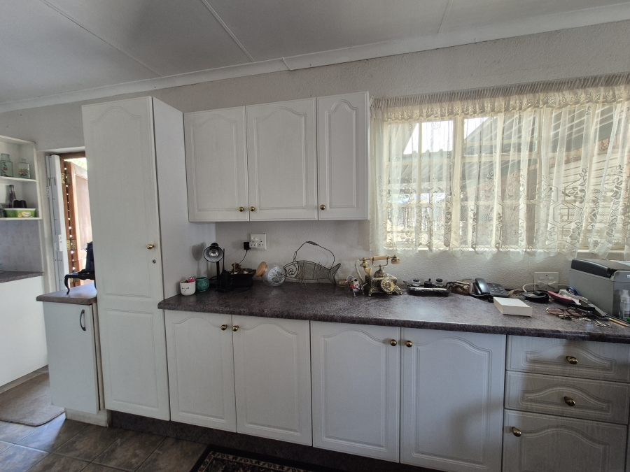 2 Bedroom Property for Sale in Sonneveld Gauteng