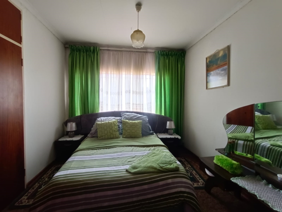 3 Bedroom Property for Sale in Bonanne Gauteng