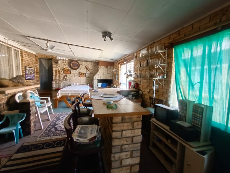 3 Bedroom Property for Sale in Bonanne Gauteng