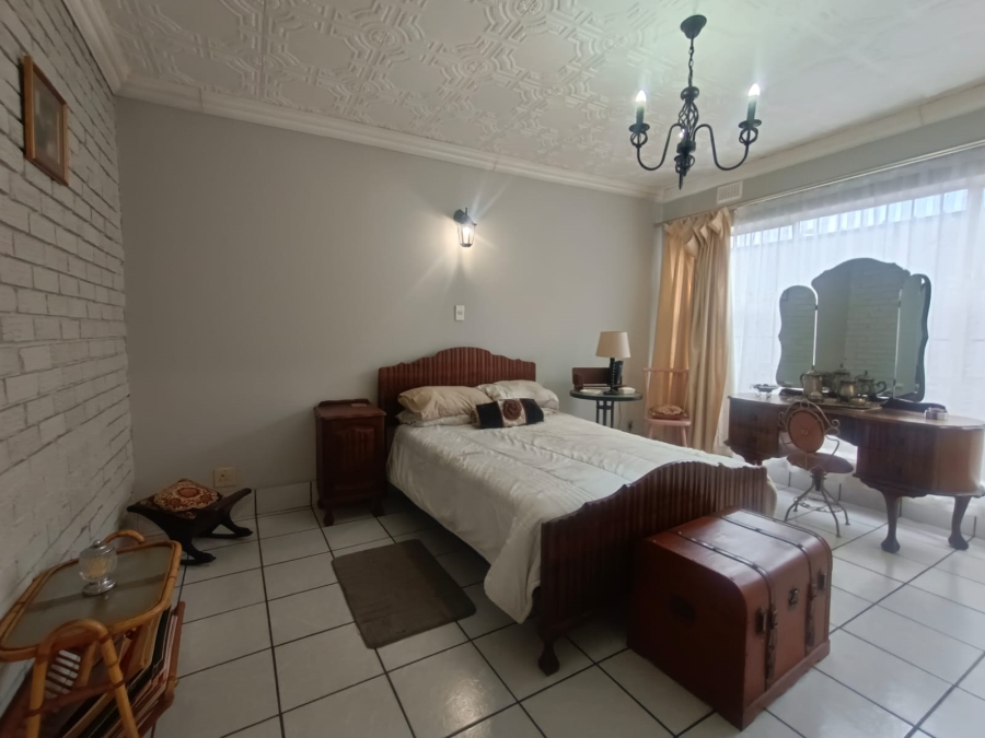 3 Bedroom Property for Sale in Vanderbijlpark SE 2 Gauteng