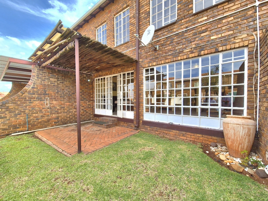 3 Bedroom Property for Sale in New State Areas Gauteng