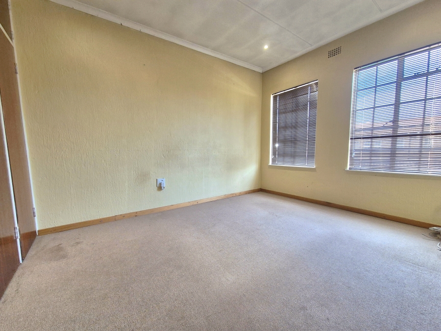 3 Bedroom Property for Sale in New State Areas Gauteng