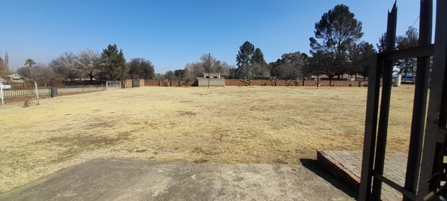 4 Bedroom Property for Sale in Kookrus Gauteng