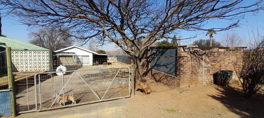 4 Bedroom Property for Sale in Kookrus Gauteng