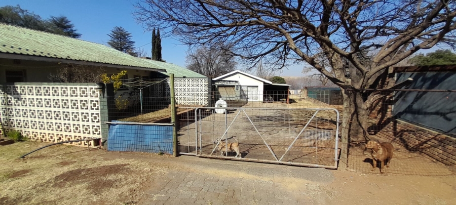 4 Bedroom Property for Sale in Kookrus Gauteng