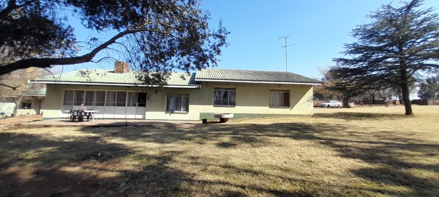 4 Bedroom Property for Sale in Kookrus Gauteng