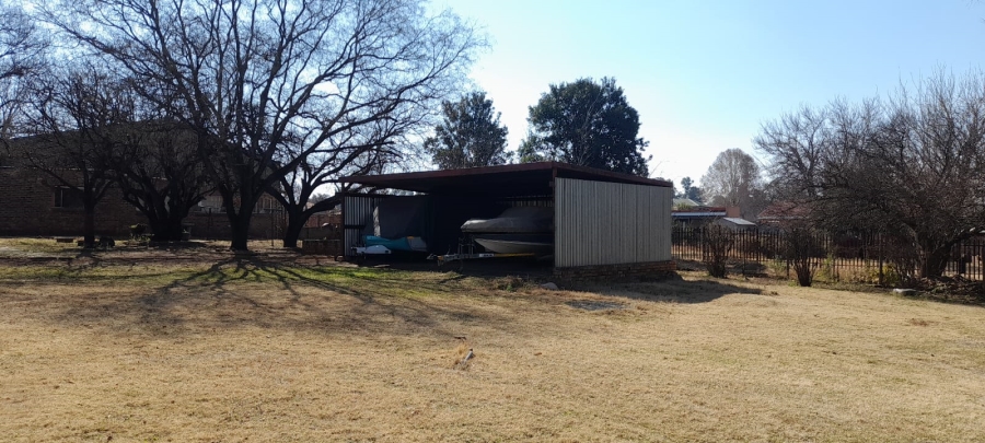 4 Bedroom Property for Sale in Kookrus Gauteng