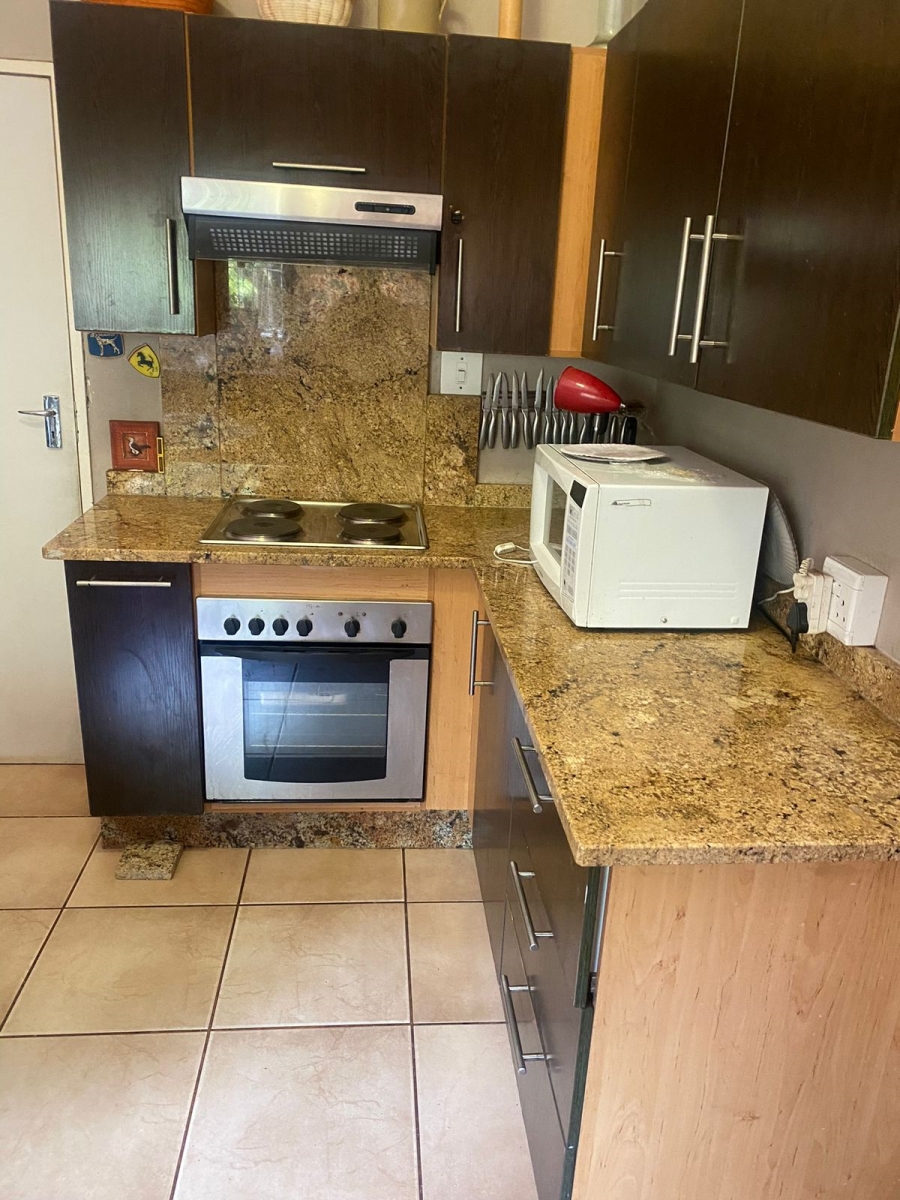 5 Bedroom Property for Sale in Kameeldrift West Gauteng